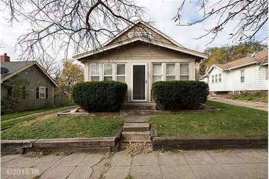 820 E 26th St, Des Moines, IA 50317 - photo 2