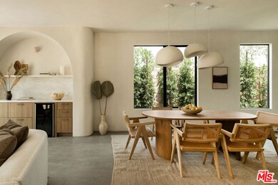 Bar / Dining Area