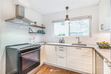 10010 NE 120th St unit B3, Kirkland, WA 98034 - photo 5