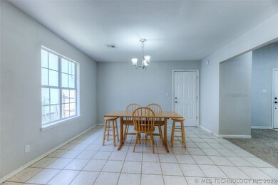 Dining Room - 1910 W 58th St
