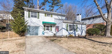 9053 Andromeda Dr, Burke, VA 22015 - photo 2