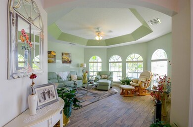 2548 sw edgarce-9