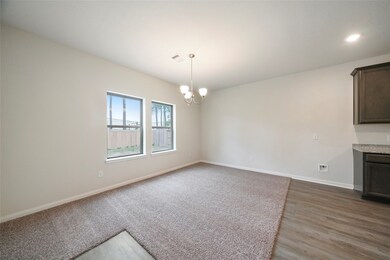 7711 Aiiden Ridge Ln, Houston, TX 77016 - photo 4