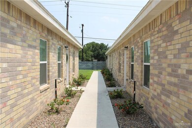 1610 W Broome St, Edinburg, TX 78541 - photo 4