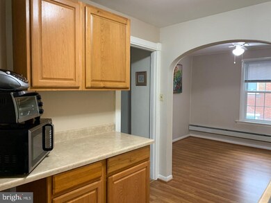 216 S Willow St unit 2, Kennett Square, PA 19348 - photo 5