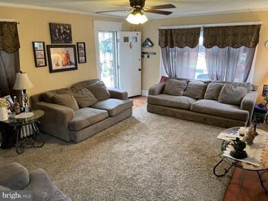 426 N 25th St, Reading, PA 19606 - photo 4