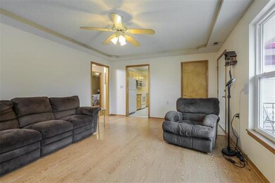 510 S Poseidon Way, Raymore, MO 64083 - photo 5