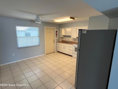 331 S Brevard Ave unit B, Cocoa Beach, FL 32931 - photo 7