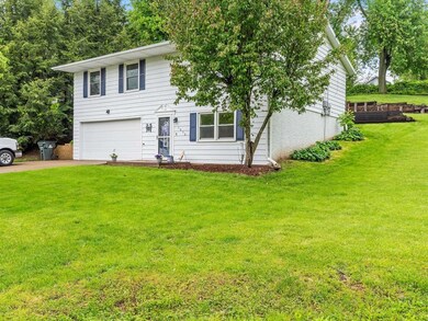 1630 Valley St NW, Cedar Rapids, IA 52405 - photo 4