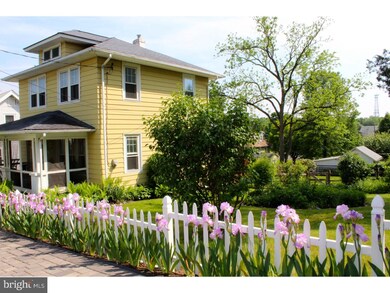 634 Hampton Ave, Southampton, PA 18966 - photo 2