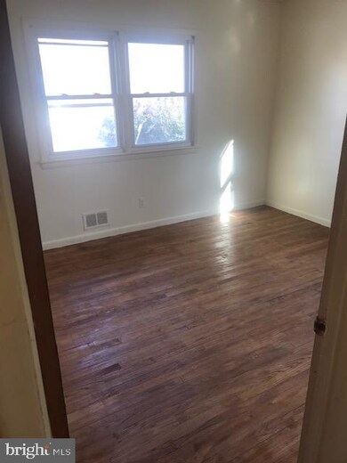 6319 Tuckerman St, Riverdale, MD 20737 - photo 6