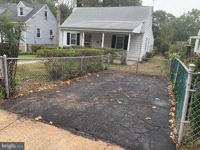 8411 Oakleigh Rd, Parkville, MD 21234 - photo 3