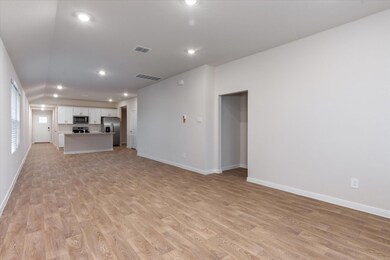 108 Raymondville Path, San Marcos, TX 78666 - photo 5