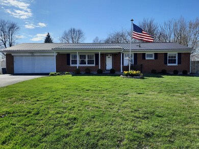 746 Bourbon St, Blanchester, OH 45107 - photo 2