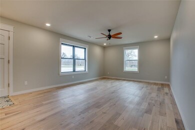 579 Story Ln, Springdale, AR 72762 - photo 3