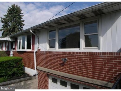 1649 W Livingston St, Allentown, PA 18102 - photo 5