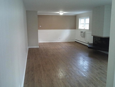 2918 W 99th Place, Evergreen Park, IL 60805 - photo 4