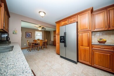 34 Canonicus St, Fall River, MA 02723 - photo 4