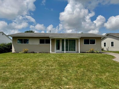 5039 Lockbourne Rd, Columbus, OH 43207 - photo 2