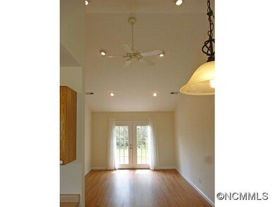 1606 Howard Gap Rd, Hendersonville, NC 28792 - photo 6