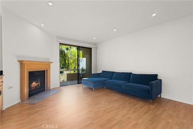 4430 Noble Ave unit 208, Sherman Oaks, CA 91403 - photo 7