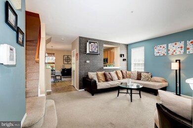 11139 Maryland Manor Ct, Germantown, MD 20876 - photo 2