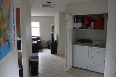 1305 E Waverly #2 Laundry and more....JP
