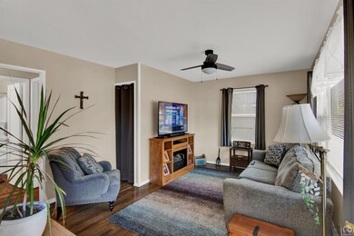 4207 SW 23rd St, Topeka, KS 66614 - photo 4