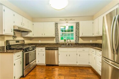 The recently renovated Kitchen is a chef's dream! 