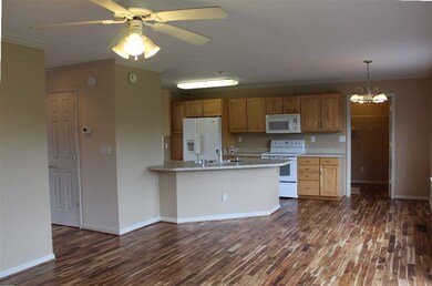 589 Southbrook Dr, Nicholasville, KY 40356 - photo 2