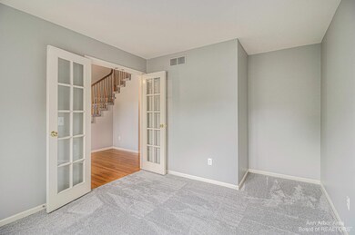 3066 Honeysuckle Dr, Ann Arbor, MI 48103 - photo 7