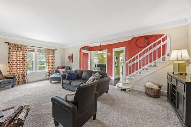 2144 Grande Ave SE, Cedar Rapids, IA 52403 - photo 4