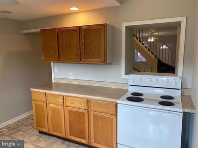 359 E Hector St, Conshohocken, PA 19428 - photo 4