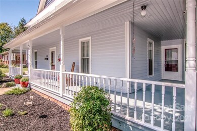 228 W Bell St, Statesville, NC 28677 - photo 6
