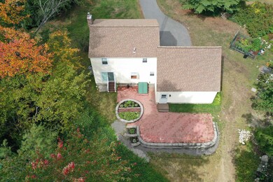 17 Severance Dr, Londonderry, NH 03053 - photo 3