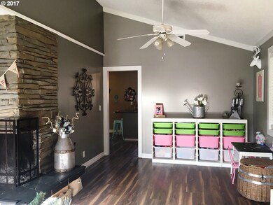 Living Room/Dining Room