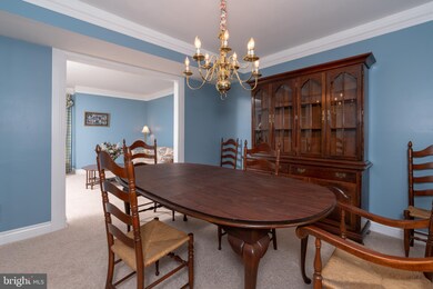 828 Joeck Cir, West Chester, PA 19382 - photo 4