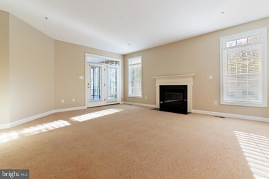 15503 Sir Edwards Dr, Upper Marlboro, MD 20772 - photo 4