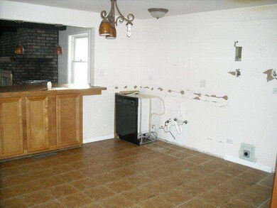 18031 Baker Ave, Country Club Hills, IL 60478 - photo 5