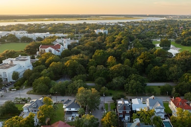 167 Moultrie St, Charleston, SC 29403 - photo 3