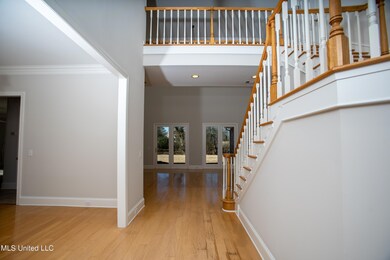 203 Carlton Circle