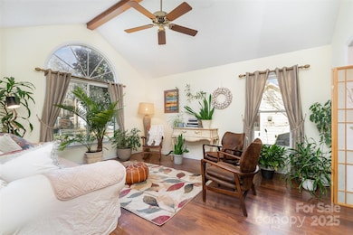 8618 Hornwood Ct, Charlotte, NC 28215 - photo 6