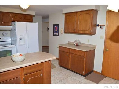 358 Rosebrock St, North Tonawanda, NY 14120 - photo 6