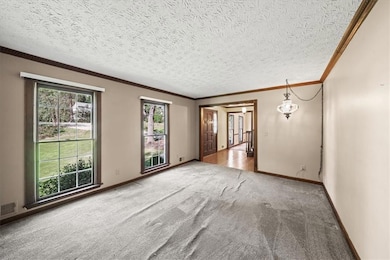 5177 Riverhill Rd NE, Marietta, GA 30068 - photo 3