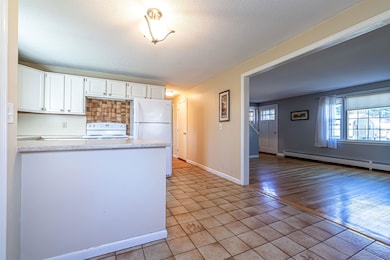 30 Gendron St, Nashua, NH 03062 - photo 5