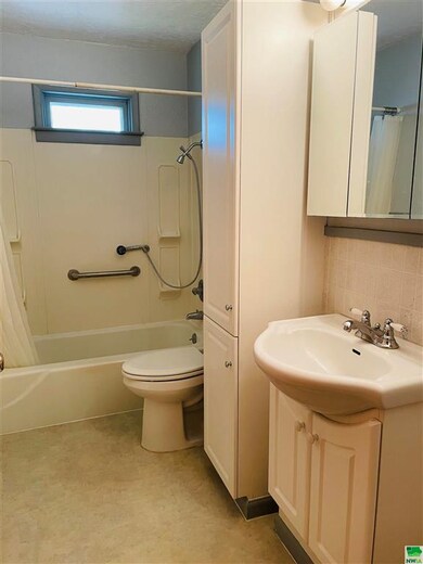 1218 5th St, Onawa, IA 51040 - photo 5