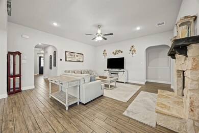 272 Lillian Ln, Waxahachie, TX 75165 - photo 5