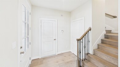 3925 Willowbend Point Dr, Houston, TX 77025 - photo 4