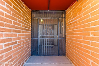 5800 N Placita Esplendora, Tucson, AZ 85718 - photo 6