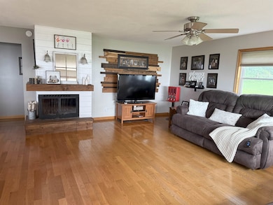 17234 Balltown Rd, Sherrill, IA 52073 - photo 2